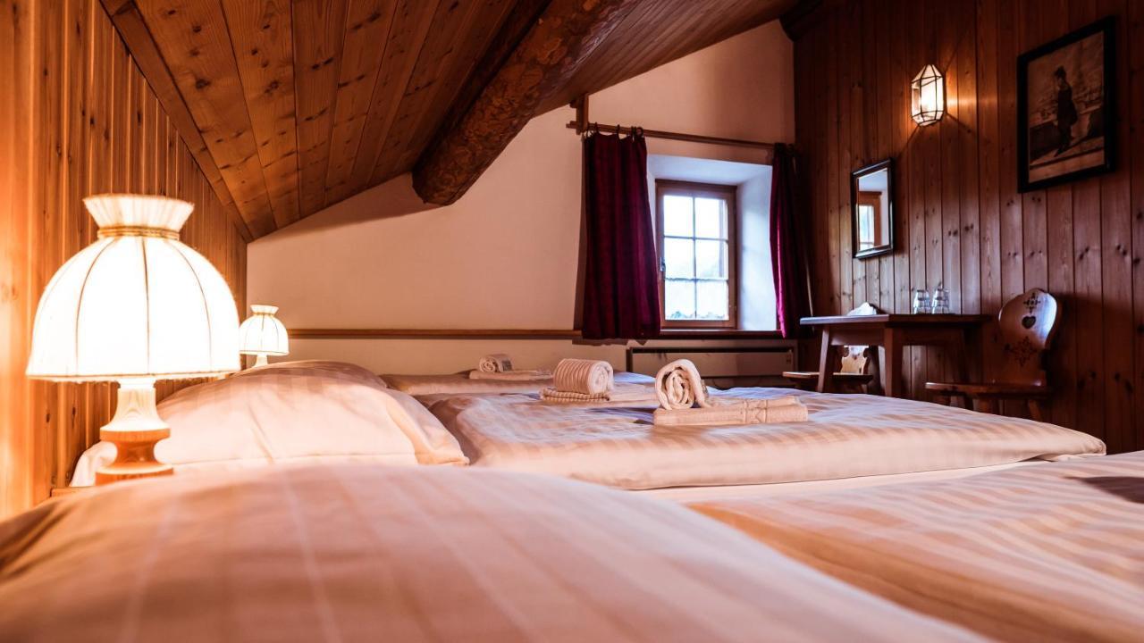 Hotel Hof Zuort Sent Esterno foto